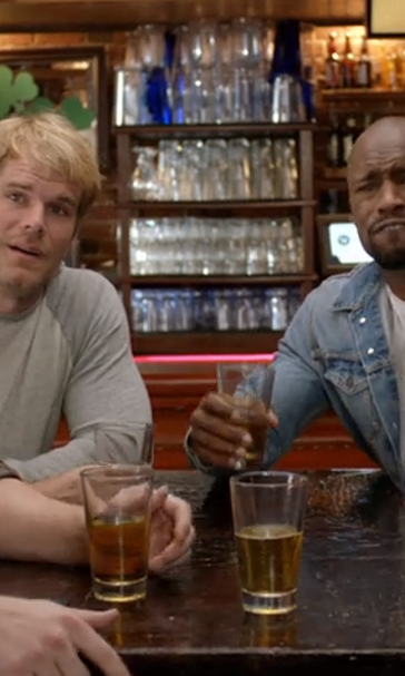 'Inside Amy Schumer' mocks crazed fantasy football fans with real NFL players